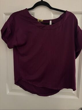 Audrey 3+1 Short Sleeve Scoop Neck Top - Plum